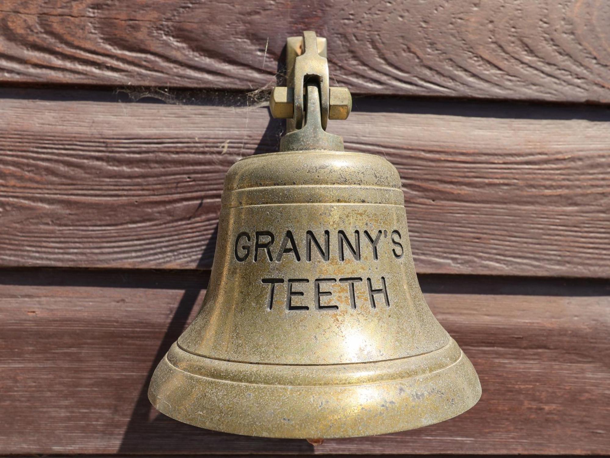 Villa Granny'S Teeth à Lyme Regis Extérieur photo
